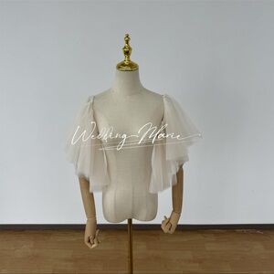 White Tulle removable tiered sleeves